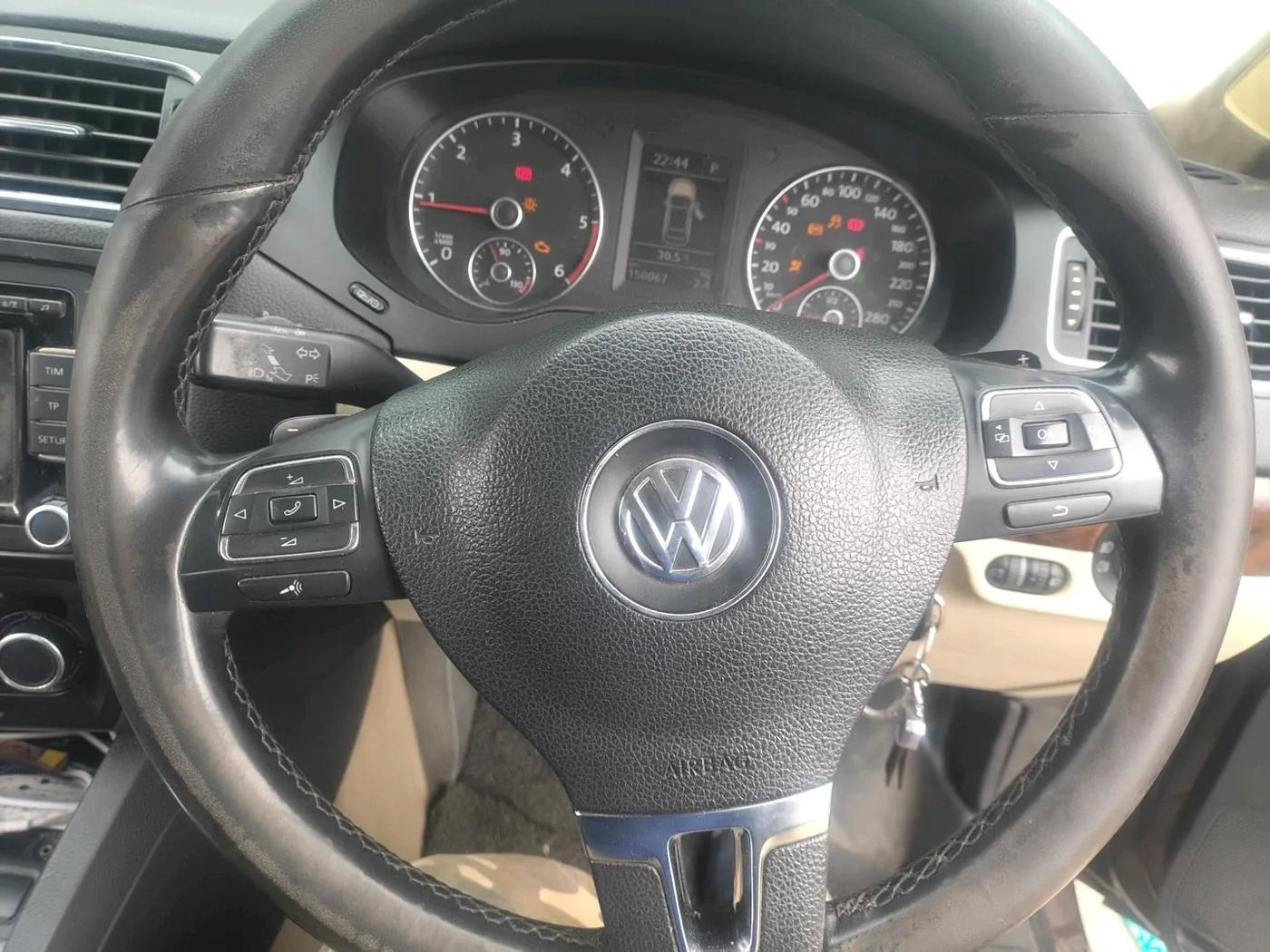 2011 Volkswagen Jetta HIGHLINE TDI AT, Diesel, Automatic, 1,50,067 km, interior