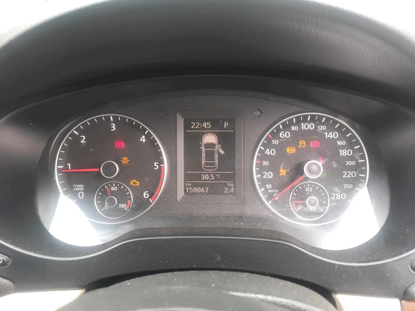 2011 Volkswagen Jetta HIGHLINE TDI AT, Diesel, Automatic, 1,50,067 km, interior