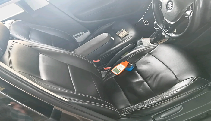 2016 Volkswagen Vento COMFORTLINE 1.2 TSI AT, Petrol, Automatic, 81,498 km, interior