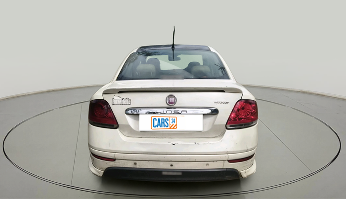 2015 Fiat Linea DYNAMIC 1.3 L ADVANCED MULTIJET, Diesel, Manual, 1,95,901 km, exterior