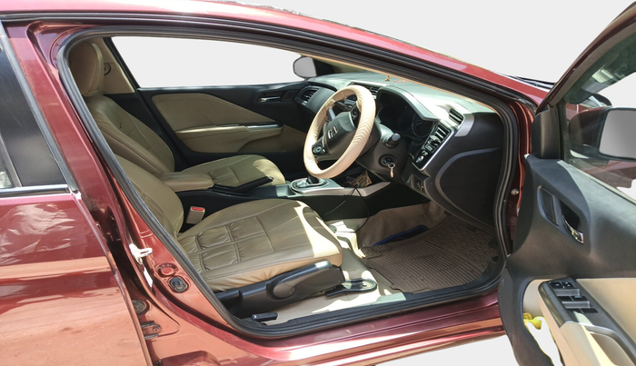 2016 Honda City 1.5L I-DTEC V, Diesel, Manual, 81,182 km, interior