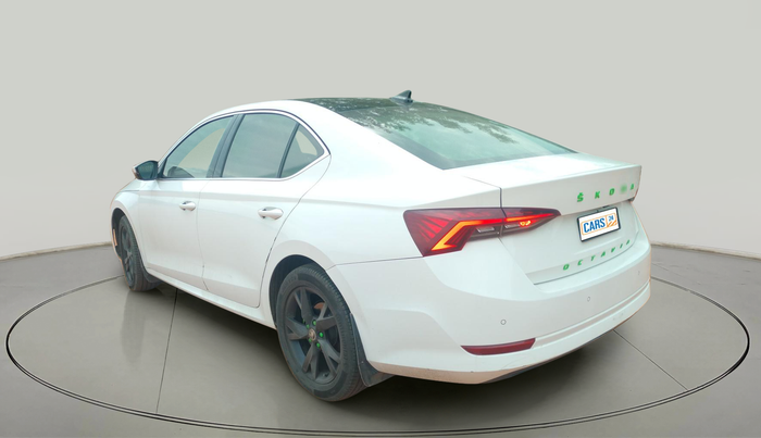 2021 Skoda Octavia STYLE 2.0, Petrol, Automatic, 1,19,568 km, exterior