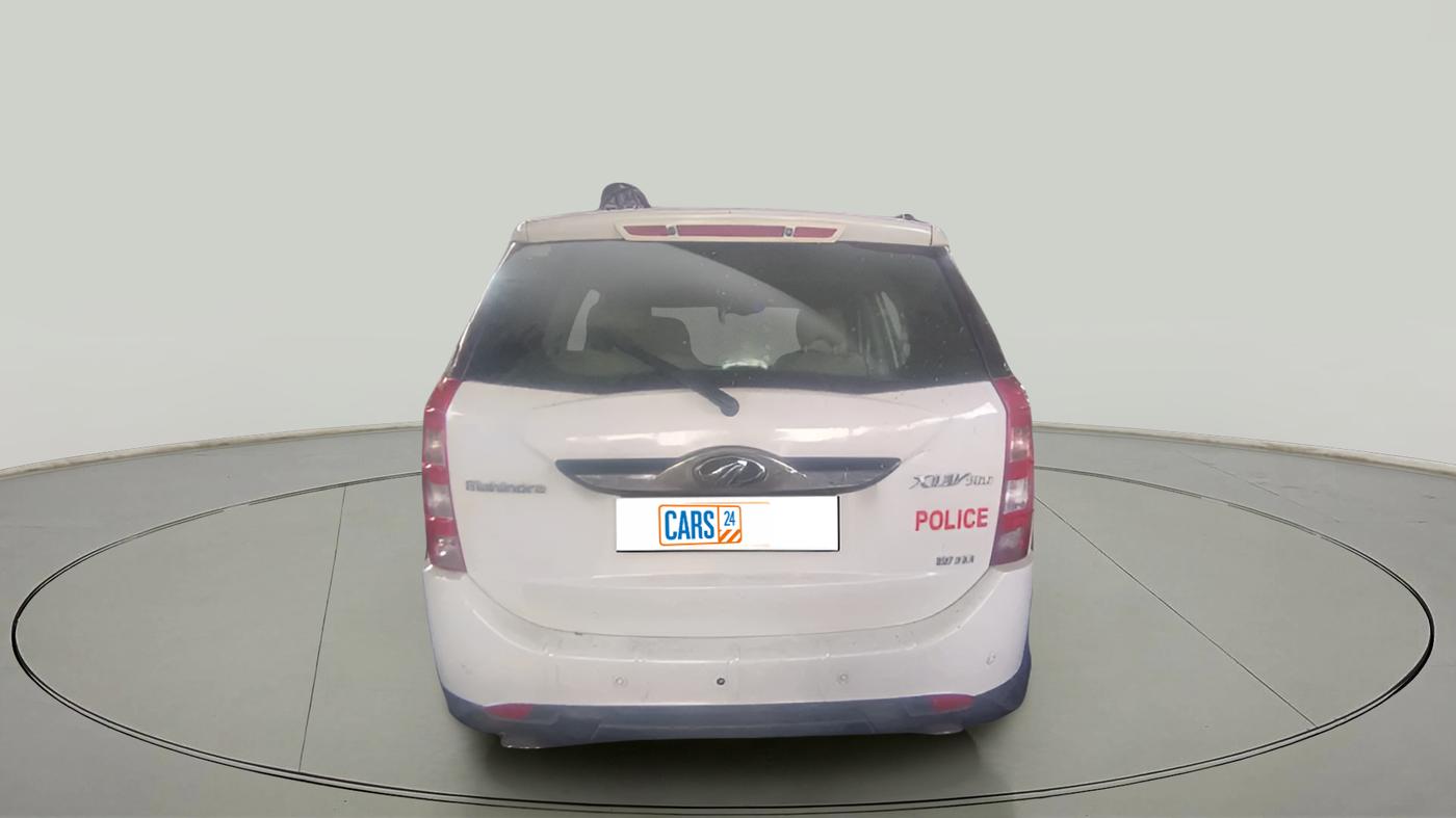2018 Mahindra XUV500 W10 AT, Diesel, Automatic, 77,211 km, exterior
