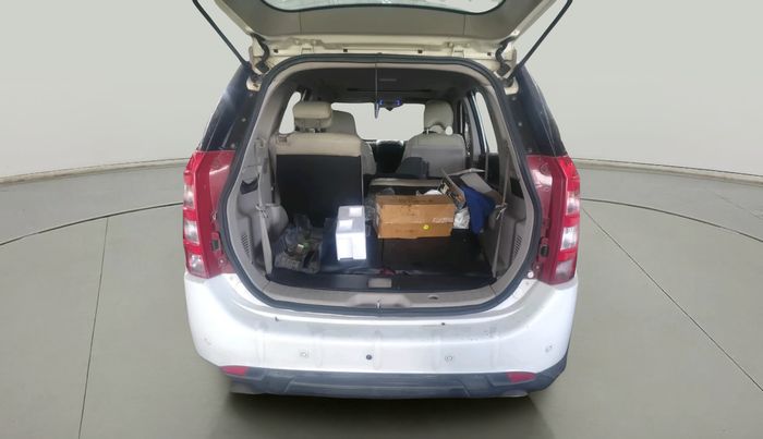 2018 Mahindra XUV500 W10 AT, Diesel, Automatic, 77,211 km, exterior