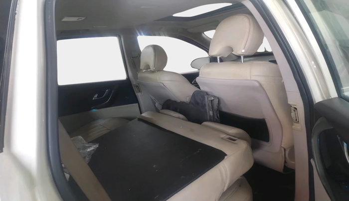 2018 Mahindra XUV500 W10 AT, Diesel, Automatic, 77,211 km, interior