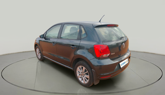2016 Volkswagen Polo HIGHLINE1.2L, Petrol, Manual, 1,36,953 km, exterior