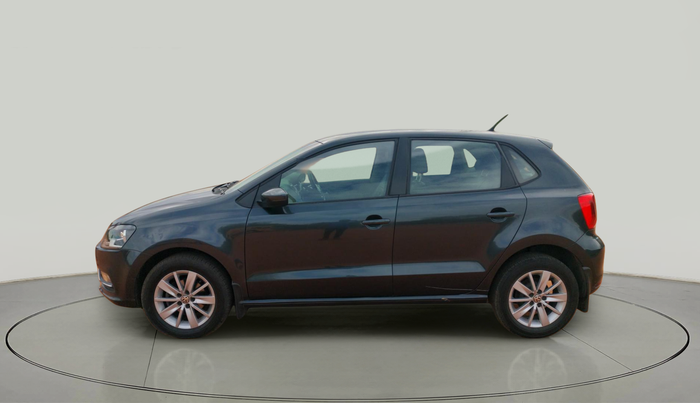 2016 Volkswagen Polo HIGHLINE1.2L, Petrol, Manual, 1,36,953 km, exterior