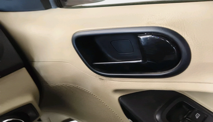 2016 Ford Figo Aspire TITANIUM 1.2 PETROL, Petrol, Manual, 51,580 km, interior