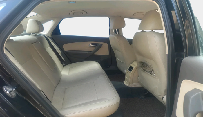 2012 Volkswagen Vento HIGHLINE DIESEL 1.6, Diesel, Manual, 1,45,566 km, interior