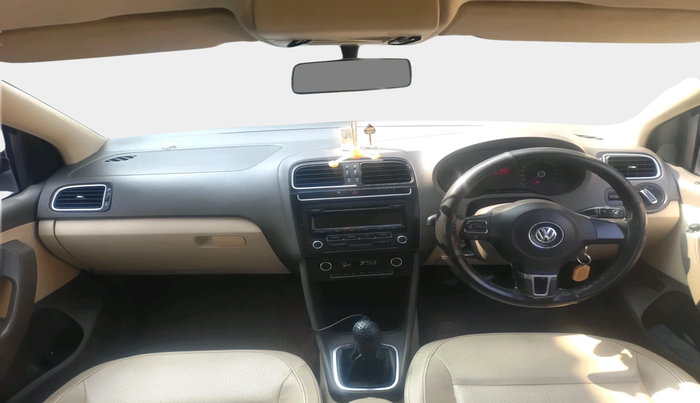 2012 Volkswagen Vento HIGHLINE DIESEL 1.6, Diesel, Manual, 1,45,566 km, interior