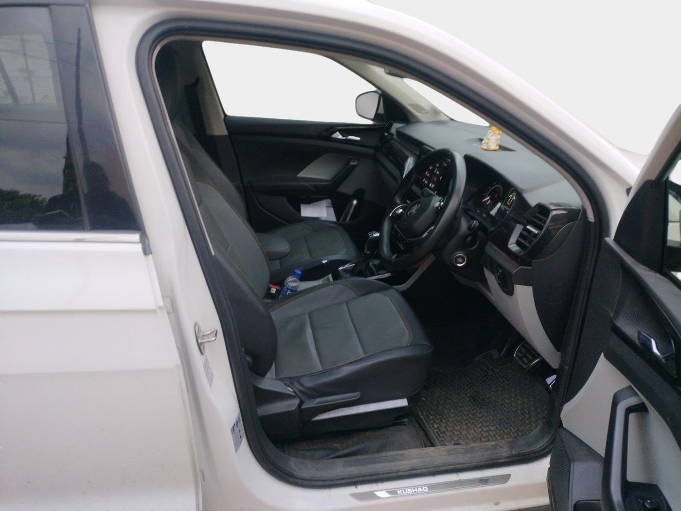 2022 Skoda KUSHAQ STYLE 1.5L TSI DSG, Petrol, Automatic, 34,208 km, interior