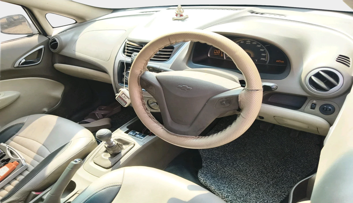 2013 Chevrolet Sail UVA 1.3 LS, Diesel, Manual, 88,335 km, interior