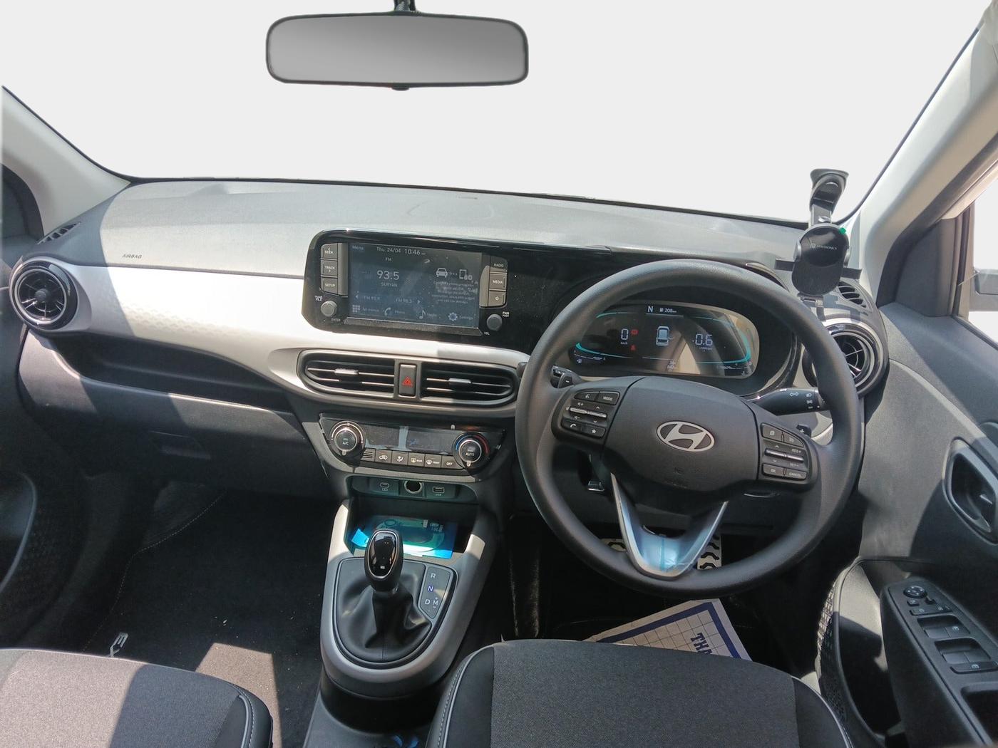 2025 Hyundai EXTER  SX 1.2 AMT, Petrol, Automatic, 845 km, interior