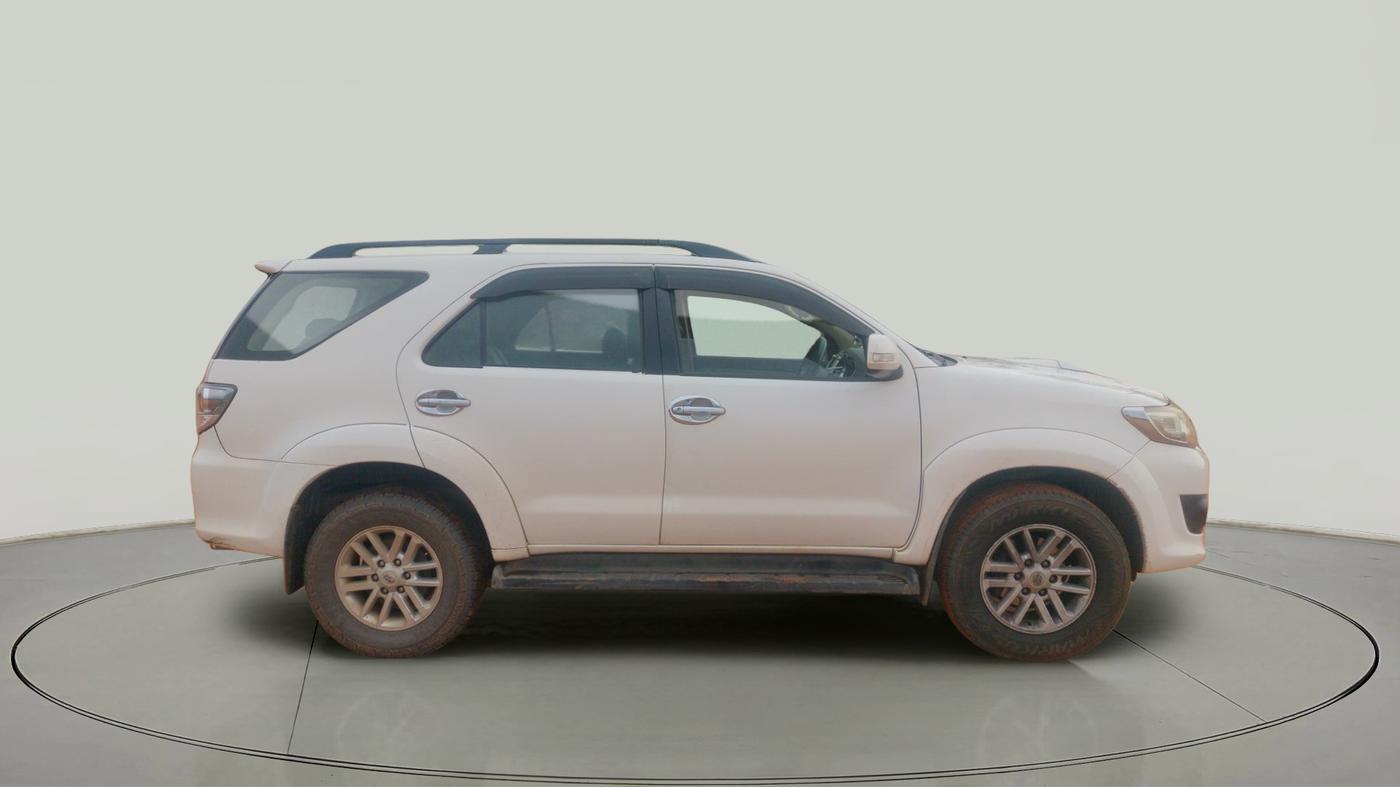 2012 Toyota Fortuner 3.0 4X2 AT, Diesel, Automatic, 1,67,560 km, exterior