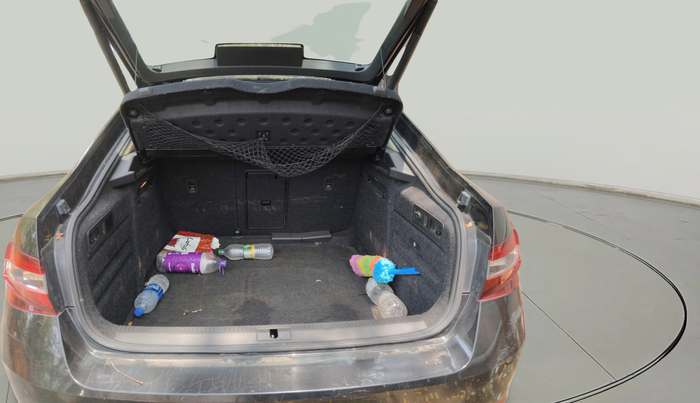 2016 Skoda Superb L&K 1.8 TSI AT, Petrol, Automatic, 1,03,188 km, exterior