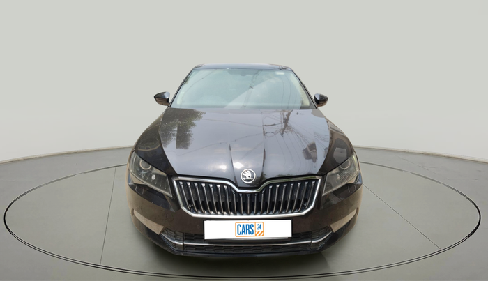 2016 Skoda Superb L&K 1.8 TSI AT, Petrol, Automatic, 1,03,188 km, exterior