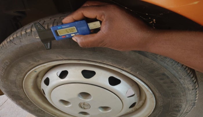 2017 Tata Tiago XM PETROL, Petrol, Manual, 19,827 km, tyre