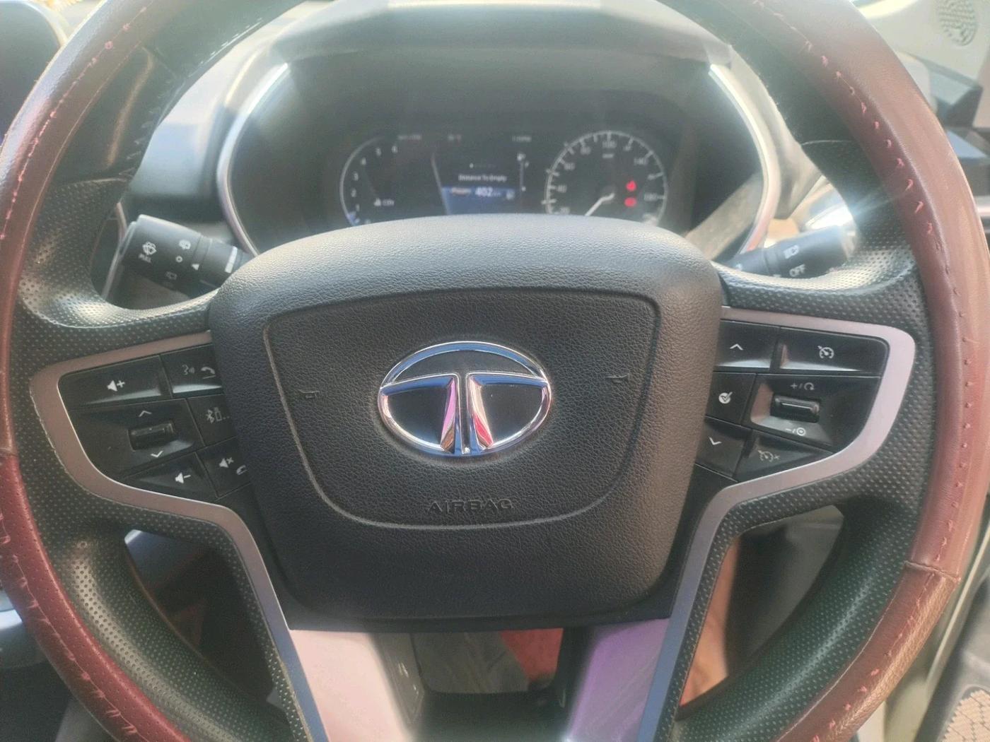 2019 Tata Harrier XZ 2.0L, Diesel, Manual, 1,52,128 km, interior