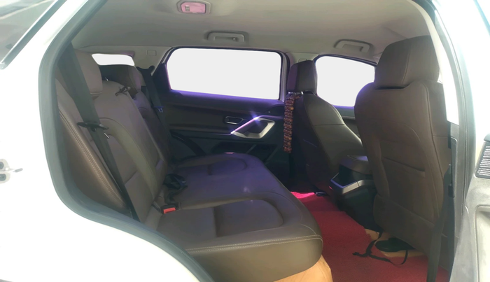 2019 Tata Harrier XZ 2.0L, Diesel, Manual, 1,52,128 km, interior