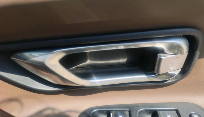 2019 Tata Harrier XZ 2.0L, Diesel, Manual, 1,52,128 km, interior