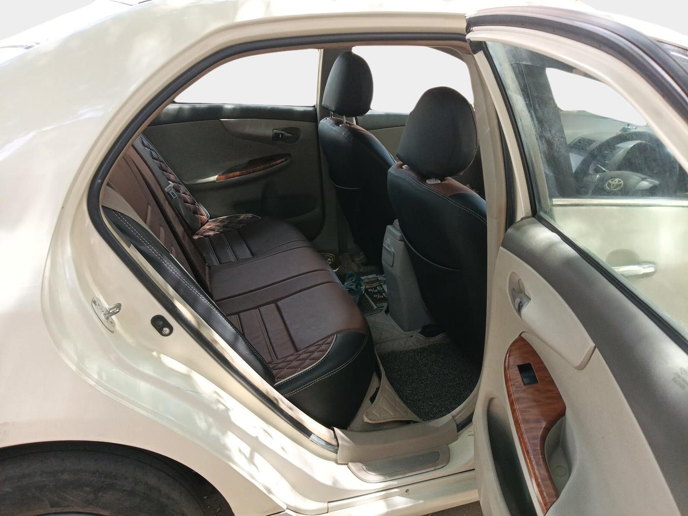 2010 Toyota Corolla Altis G DIESEL, Diesel, Manual, 1,42,914 km, interior