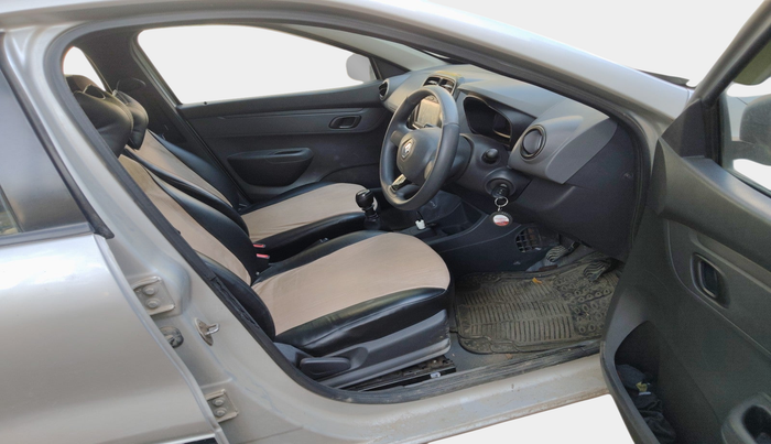 2016 Renault Kwid RXT 0.8, Petrol, Manual, 51,306 km, interior