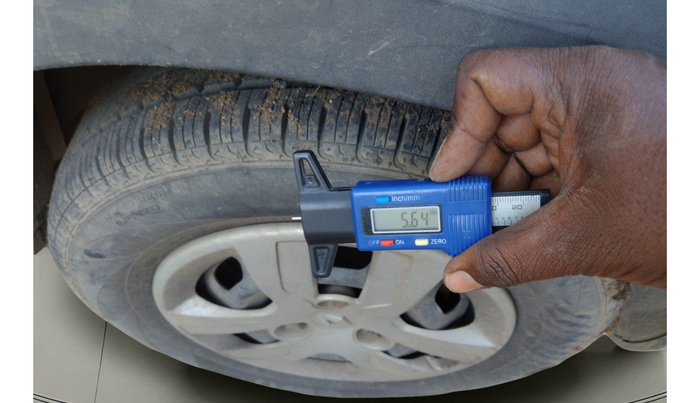 2016 Renault Kwid RXT 0.8, Petrol, Manual, 51,306 km, tyre