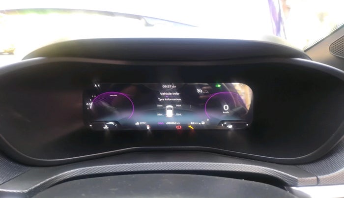 2023 Tata NEXON FEARLESS PURPLE + SUNROOF DUAL TONE 1.2 PETROL, Petrol, Manual, 28,082 km, interior