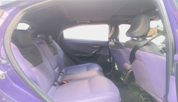 2023 Tata NEXON FEARLESS PURPLE + SUNROOF DUAL TONE 1.2 PETROL, Petrol, Manual, 28,082 km, interior
