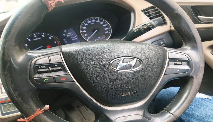 2015 Hyundai Elite i20 ASTA 1.2, Petrol, Manual, 1,11,963 km, interior