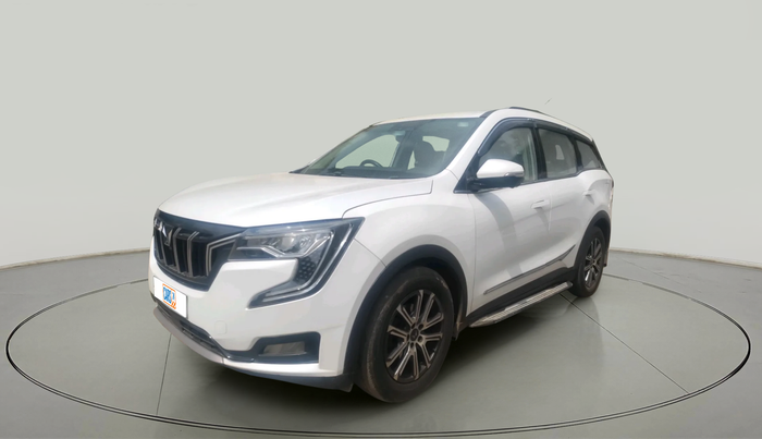 2022 Mahindra XUV700 AX 7 LUXURY D AWD AT 7 STR, Diesel, Automatic, 96,612 km, exterior