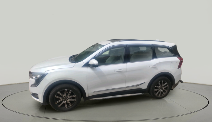 2022 Mahindra XUV700 AX 7 LUXURY D AWD AT 7 STR, Diesel, Automatic, 96,612 km, exterior