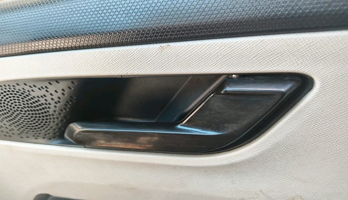 2022 Tata ALTROZ XE PLUS PETROL, Petrol, Manual, 40,679 km, interior