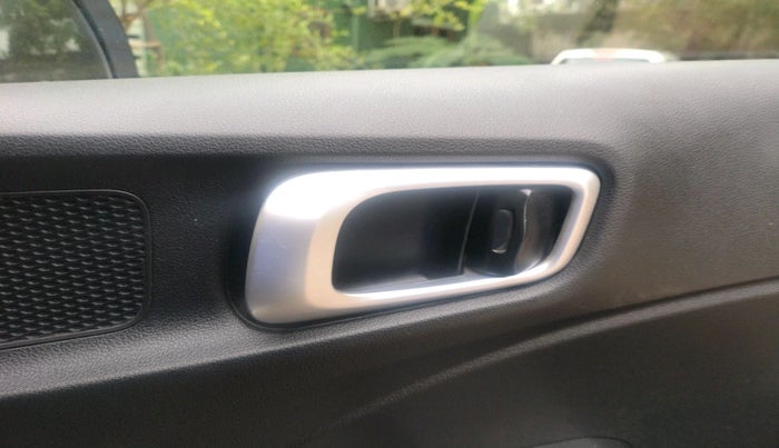 2021 Hyundai VENUE E 1.2, Petrol, Manual, 38,465 km, interior