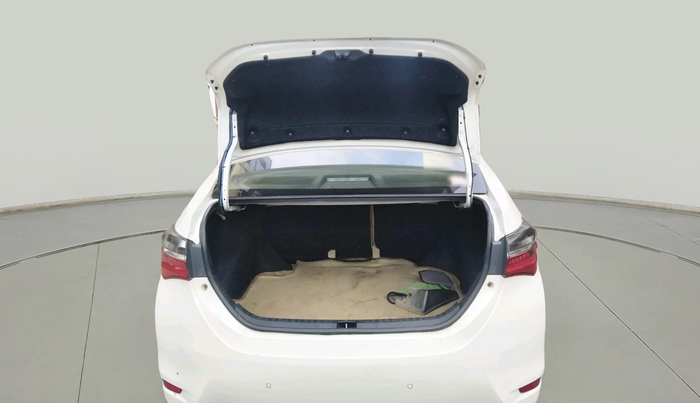 2019 Toyota Corolla Altis GL DIESEL, Diesel, Manual, 1,42,732 km, exterior