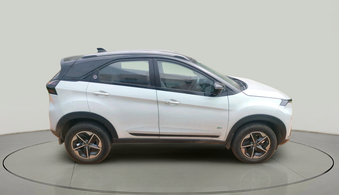 2023 Tata NEXON EV EMPOWERED LONG RANGE, Electric, Automatic, 52,186 km, exterior