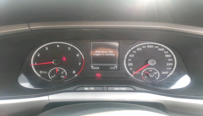 2023 Volkswagen TAIGUN HIGHLINE 1.0 TSI MT, Petrol, Manual, 25,028 km, interior