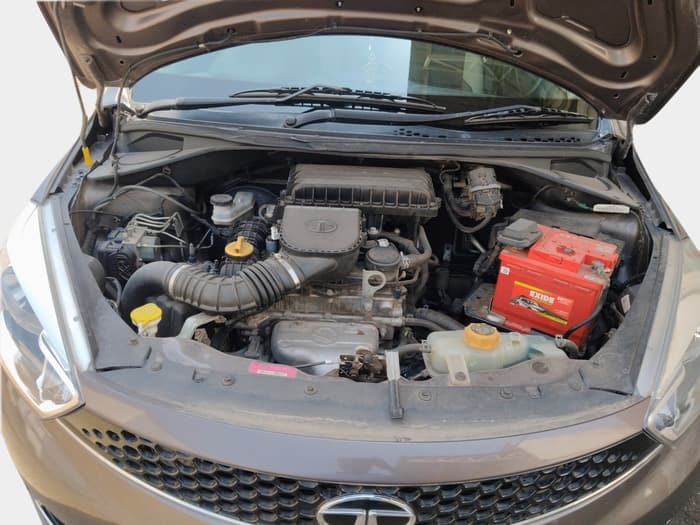 2018 Tata Tiago XZ PETROL, Petrol, Manual, 38,975 km, exterior