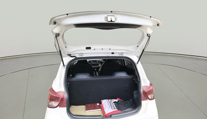 2018 Hyundai Grand i10 MAGNA AT 1.2 KAPPA VTVT, Petrol, Automatic, 94,249 km, exterior