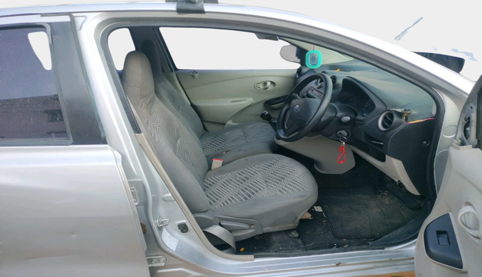 2018 Datsun Go Plus T, Petrol, Manual, 47,335 km, interior