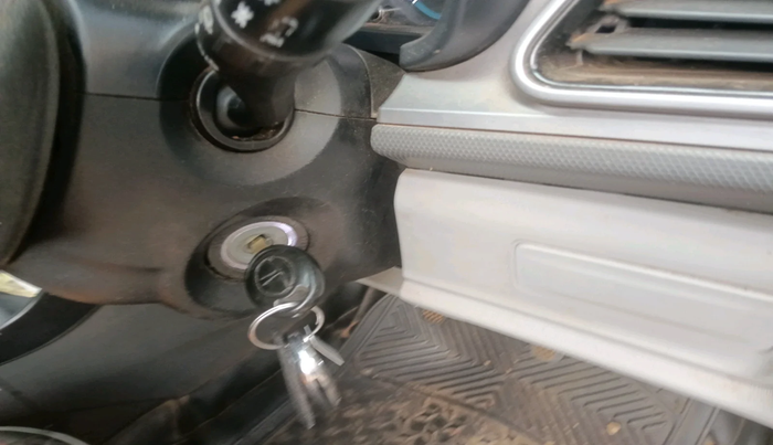 2020 Tata ALTROZ XE PETROL, Petrol, Manual, 84,522 km, interior