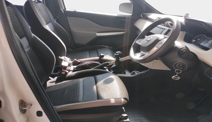 2023 Nissan MAGNITE XE, Petrol, Manual, 4,436 km, interior