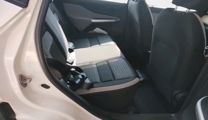 2023 Nissan MAGNITE XE, Petrol, Manual, 4,436 km, interior