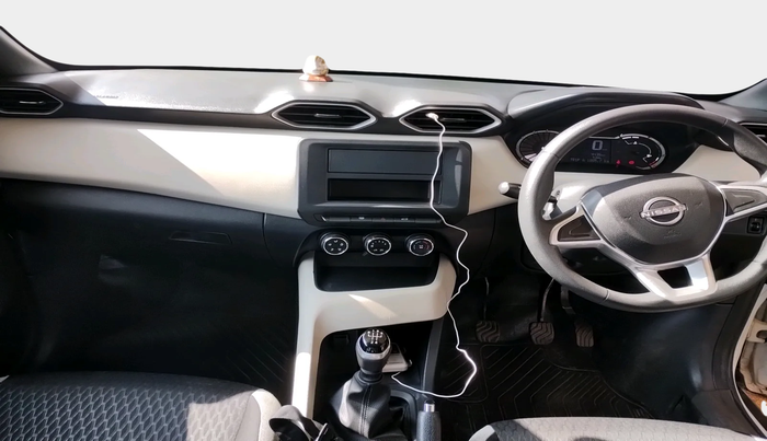 2023 Nissan MAGNITE XE, Petrol, Manual, 4,436 km, interior