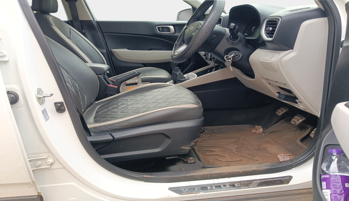 2023 Hyundai VENUE S 1.2, Petrol, Manual, 24,294 km, interior