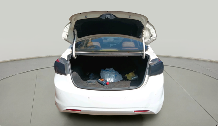 2014 Hyundai New Elantra 1.6 SX AT DIESEL, Diesel, Automatic, 89,133 km, exterior