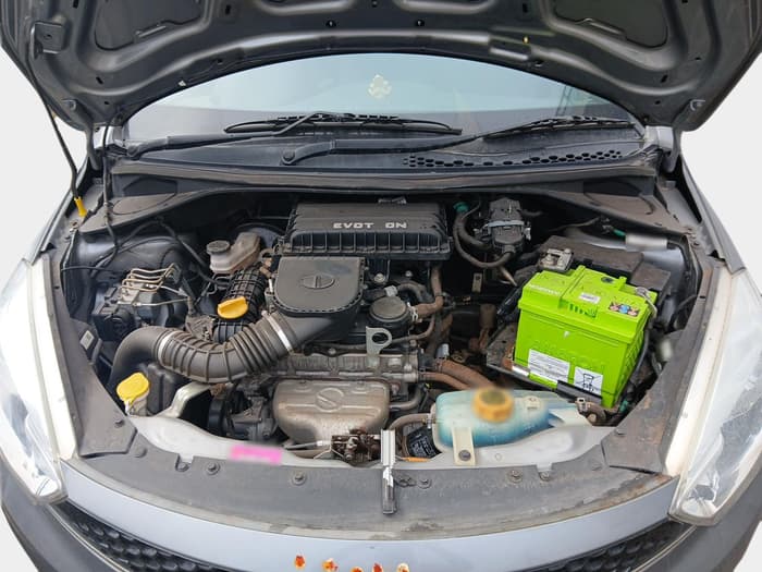 2018 Tata Tiago XZ PETROL, Petrol, Manual, 9,661 km, exterior