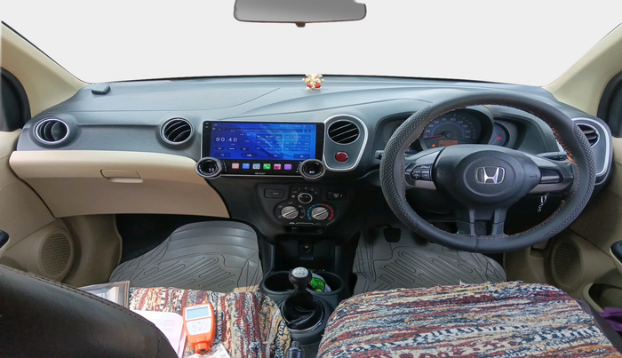 2015 Honda Mobilio 1.5L I-DTEC S, Diesel, Manual, 1,18,335 km, interior