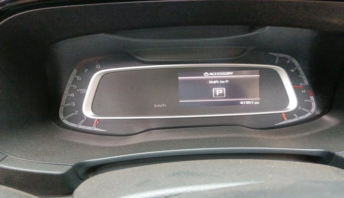 2024 KIA SONET 	 HTX 1.0 TURBO DCT, Petrol, Automatic, 41,951 km, interior