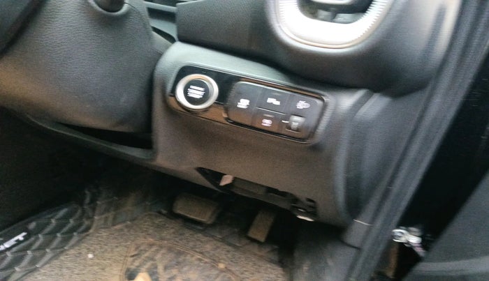 2024 KIA SONET 	 HTX 1.0 TURBO DCT, Petrol, Automatic, 41,951 km, interior